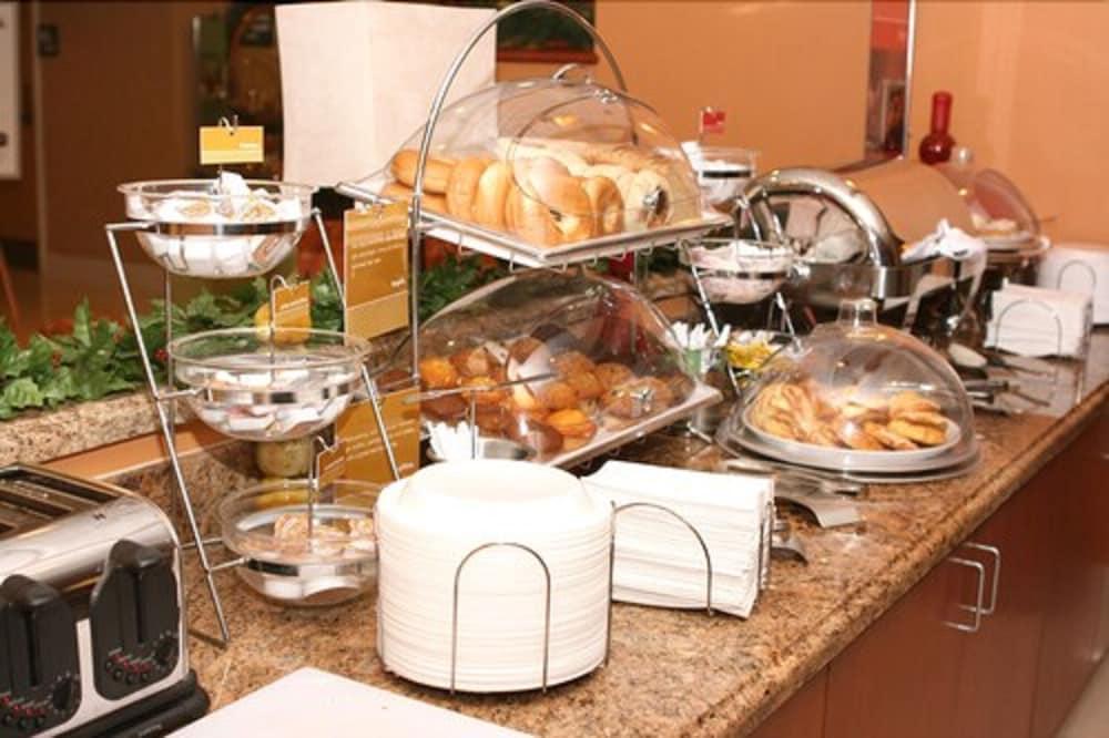 Hampton Inn Naples-Central Luaran gambar