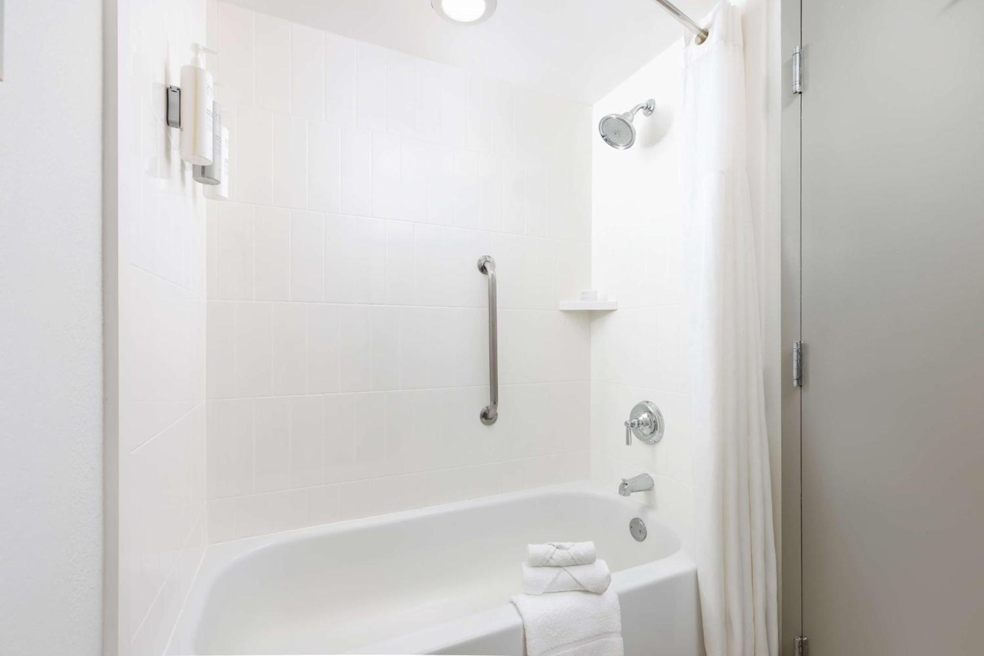 Hampton Inn Naples-Central Luaran gambar